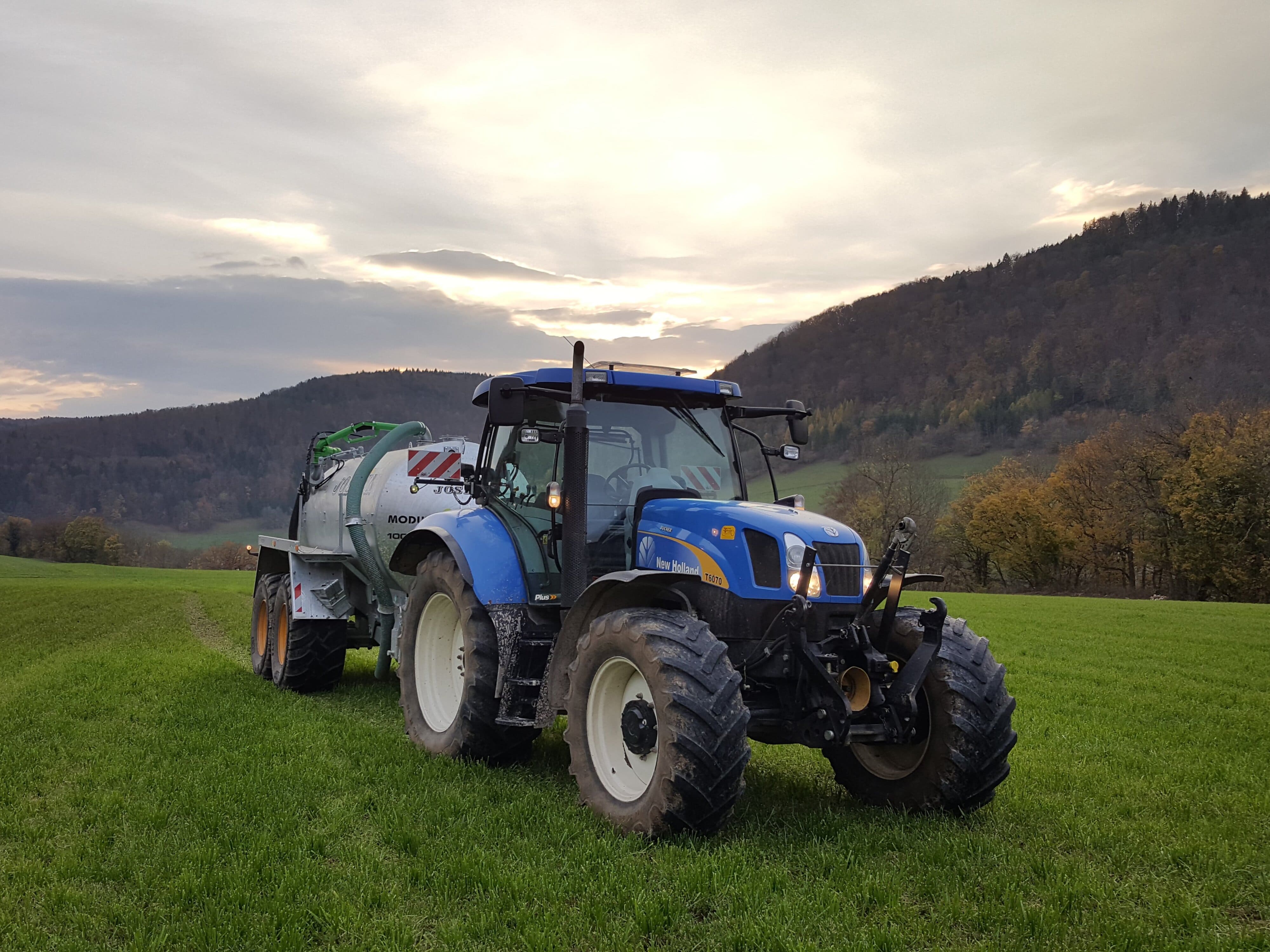 Traktor New Holland